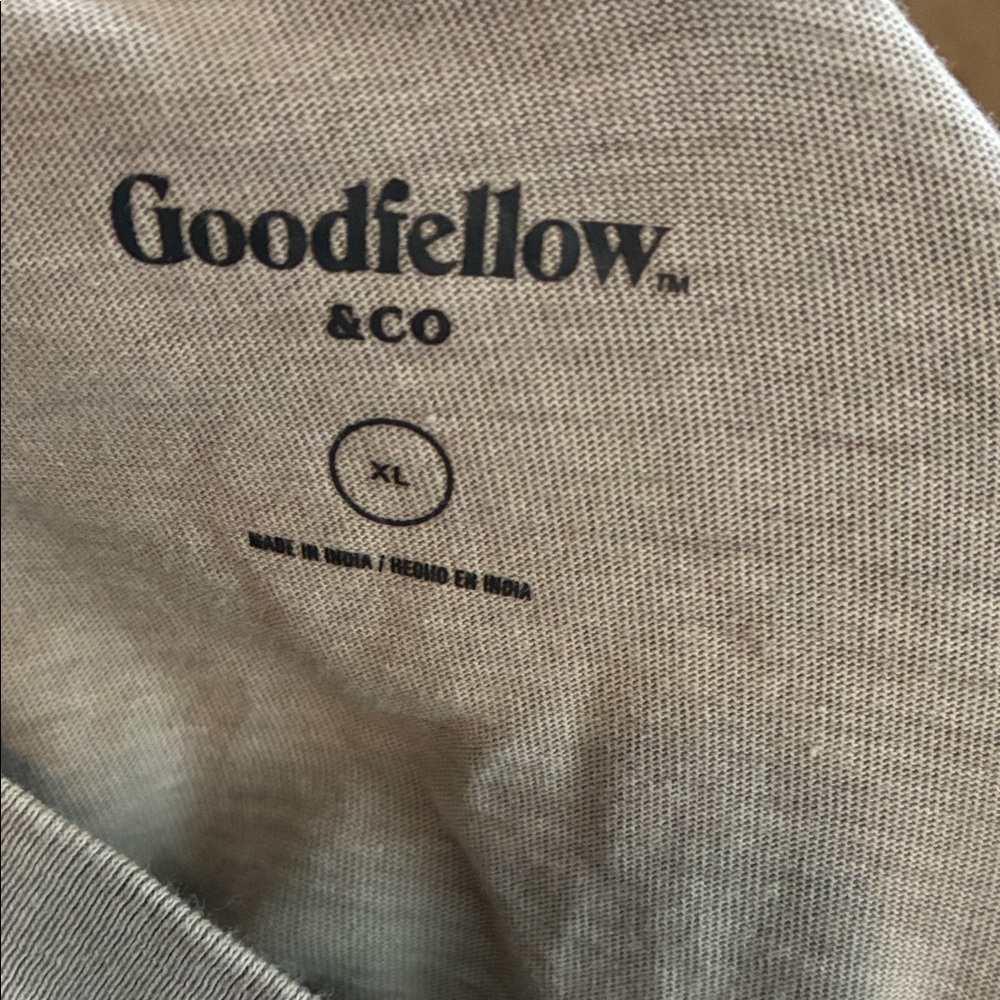 Goodfellow & Co White Pocket Tee - Picture 2 of 4